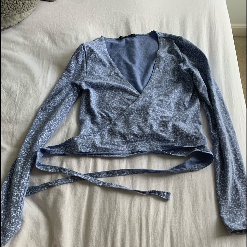 brandy melville wrap shirt